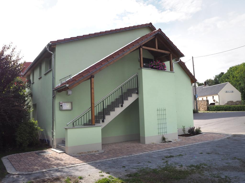 Pension Zum Hirsch Göda Δωμάτιο φωτογραφία